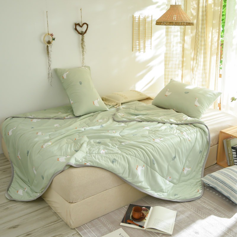 ผ้าห่มเย็น【ROULISI】Cool quilt/Air Conditioner Quilt  นุ่มลื่น เย็นสบาย 200*230CM（บาง）แบบลาย/แบบพื้น 