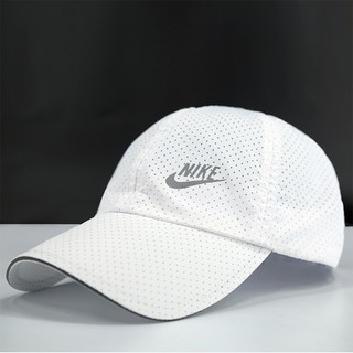 หมวกเบสบอล Nike แห้งเร็วหมวกกีฬากลางแจ้งสำหรับผู้ชายน้ำหนักเบาระบายอากาศได้สำหรับวิ่งเทนนิสหมวกกันแดด Nike ผู้หญิง