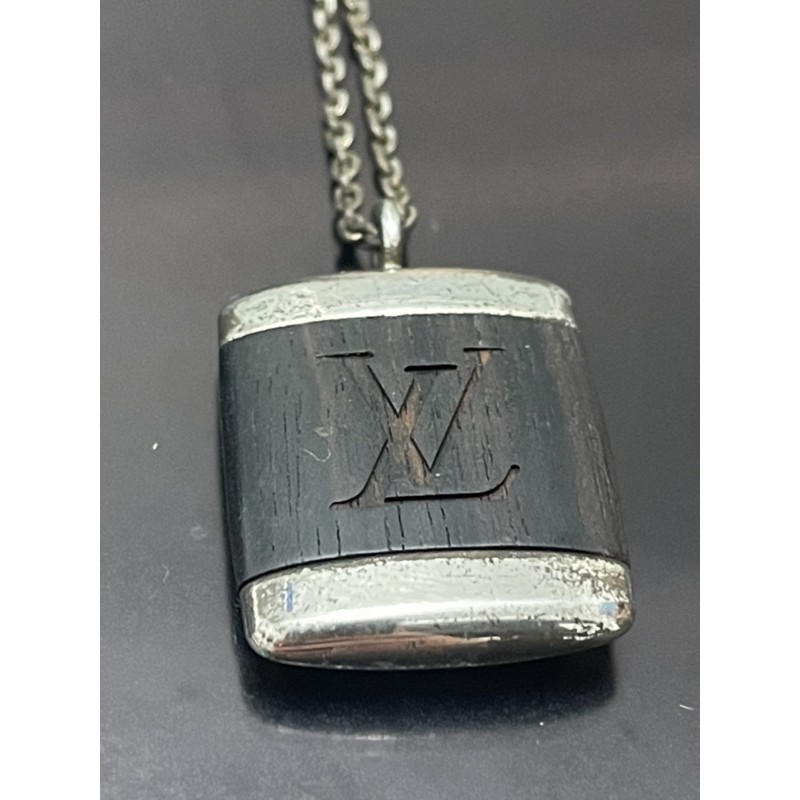 จี้ louis Vuitton IFF Bois