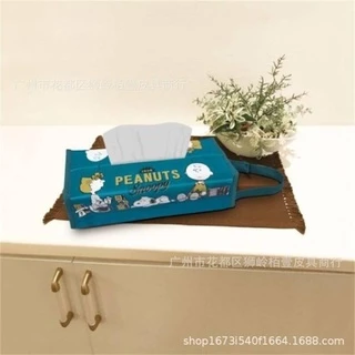 ส่งจากไทย กล่องใส่กระดาษทิชชู่ Snoopy Peanuts สำหรับแขวนในรถ งานญี่ปุ่น มาใหม่ วัสดุเป็นหนัง PU ฟอกนุ่ม ขนาด 13×25×5 cm