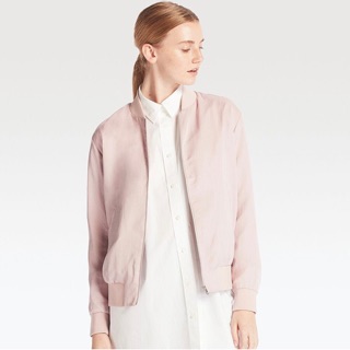 Uniqlo เสื้อ Soft Bomer jacket used มี 2สี เทา กับชมพู size S