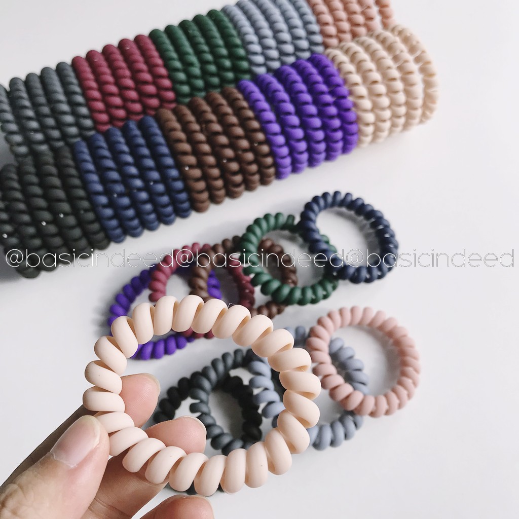 Basic Indeed ยางรัดผมเกลียวเนื้อแมตต์สีเข้ม วงใหญ่ ยางเกลียว ออกใบกำกับภาษีได้