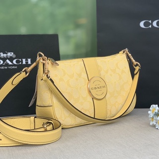 👑ผ่อน0%~แท้100%👑 C8306 กระเป๋าสะพาย Coach Lonnie Baguette In Signature Jacquard สีเหลือง