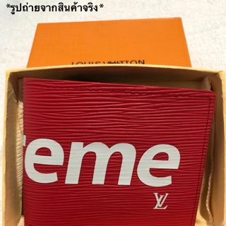 กระเป๋าสตางค์ LOUIS VUITTON x Supreme