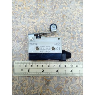 Limit Switch ลิมิตสวิทช์ TZ-7141 UF380V th10A C15DC13UE 250 UE220 สินค้าพร้อมส่ง