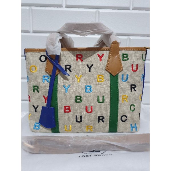 T0ry Burch ตัวอักษรคุณภาพพรีเมี่ยมขนาดเล็ก