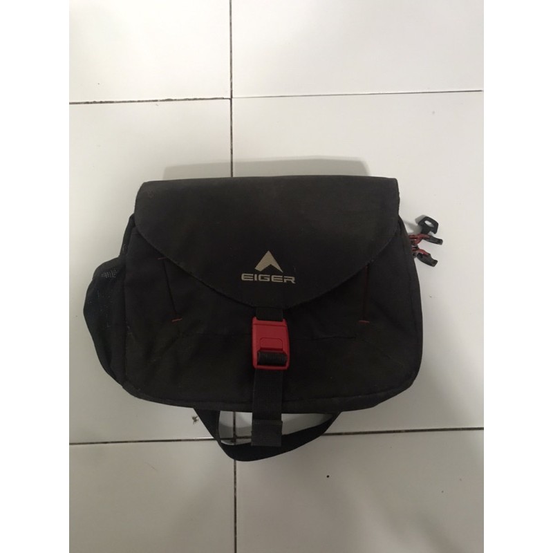 กระเป๋าสะพาย Eider ดั้งเดิมมือสอง