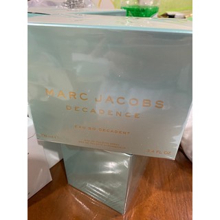 ซีล Marc Jacobs Eau So Decadent 100ml • 1999Decadence Eau So Decadent by Marc Jacobs is a Amber Floral fragrance for wom