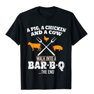 เสื้อยืดผ้าฝ้ายพิมพ์ลายขายดี เสื้อยืด ผ้าฝ้าย พิมพ์ลาย A Pig A Chicken And A Cow Funny BBQ สําหรับผู้ชาย