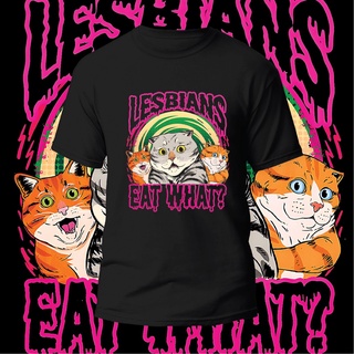 เสื้อยืดผ้าฝ้าย เสื้อยืด ผ้าฝ้าย 100% พิมพ์ลาย lesbians eat what สําหรับผู้ชาย และผู้หญิง ไซซ์ S - 5XL