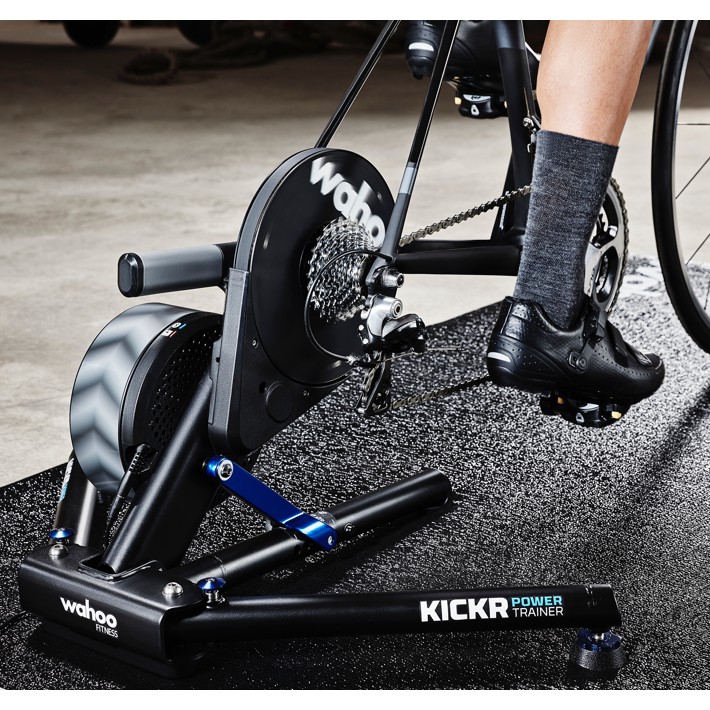 Smart Trainer WAHOO KIKR 2017