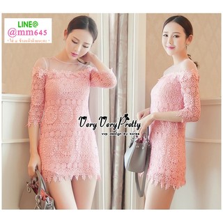 **เดรสพร้อมส่ง** Luxury Embroidery Lace see-through Dress