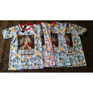 เสื้อยืด MADONNA