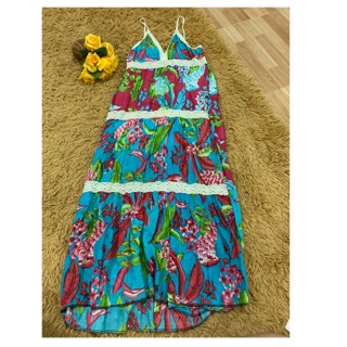 Summer Colorful Long dressงานดีงานทะเลลายสวยน่ารักสายเดี่ยวลูกไม้มีซับในด้านบนสภาพดีค่ะ