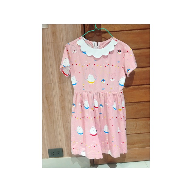 เดรสสั้นจากร้าน Isabella