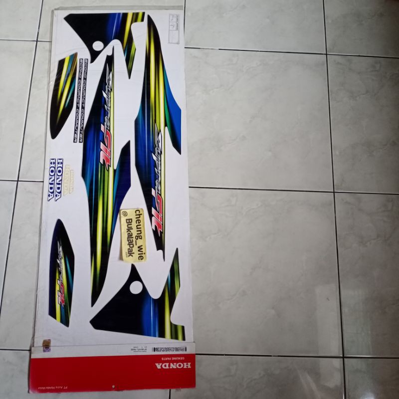 สติ๊กเกอร์แถบตัวถัง Honda Supra fit new 2005 - 2006 น้ําเงิน ดํา แท้ AM HGP 871X0KTL700ZE