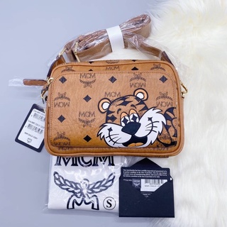 ของแท้ 💯 ส่งฟรี ❗ MCM Small Klassik Crossbody In New Year Tiger Visetos  Style #MMRCSXL01