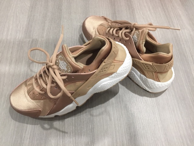 pearl rose gold huaraches