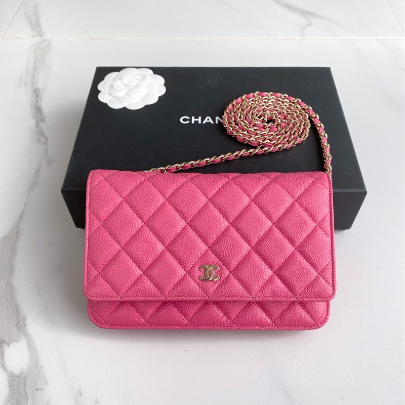chanel woc caviar in pink