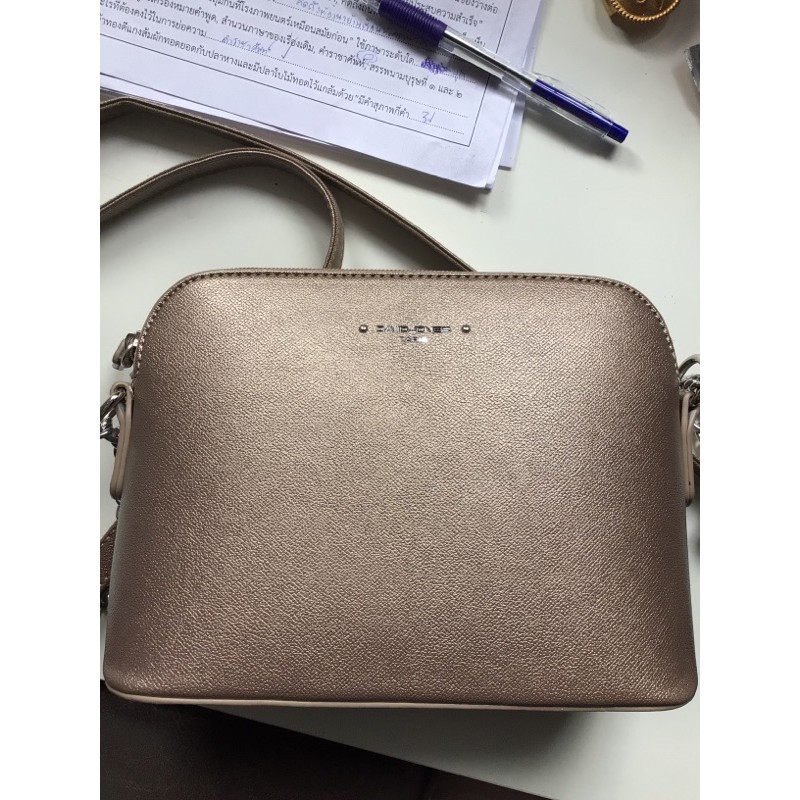 กระเป๋า devid jones สีทอง