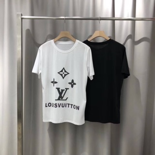 เสื้อยืดคอกลมL v t shirt