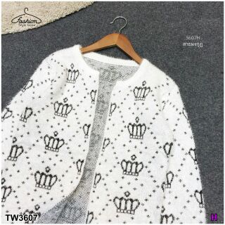 เสื้อคลุมกันหนาวแขนยาว คละลายต่างๆ งานผ้า