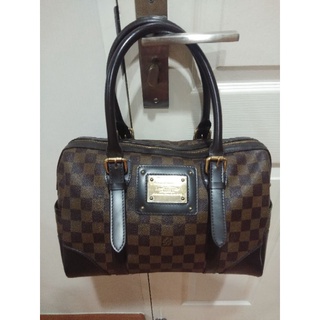 Louis Vuitton Berkeley Damimier Ebene Handbag กระเป๋าแบรนด์เนมมือสองสภาพดีไม่มีตำหนิ มีร่องรอยใช้งานบ้าง