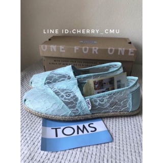 รองเท้า toms ของแท้ 💯พร้อมกล่องแบรนด์เนม