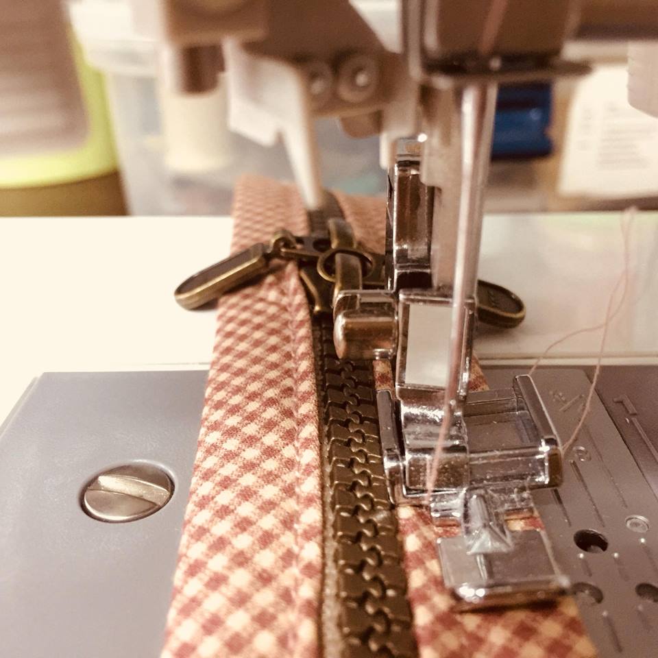 ตีนผี  💥⭐️แบ่งขาย✳️ ติดกระดุม/ตีนผีเย็บหนัง/สอยผ้า/ซิปซ่อน/ต่อผ้า สั่ง3ชิ้น⏏️ระบบปรับราคาส่งถูกลงน๊า - รูปที่ 5