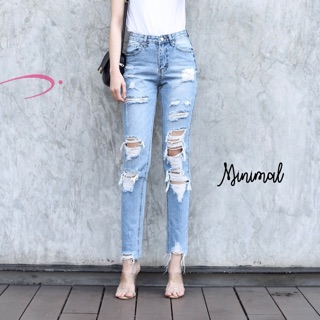 Super ripped boyfriend jeans