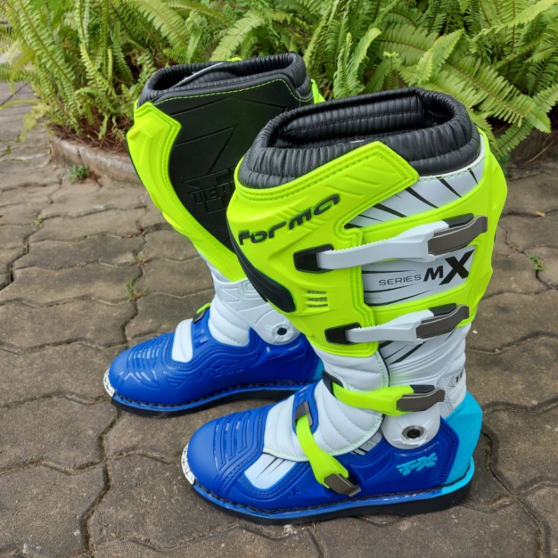 รองเท้าวิบาก FORMA TX GREEN BLUE WHITE