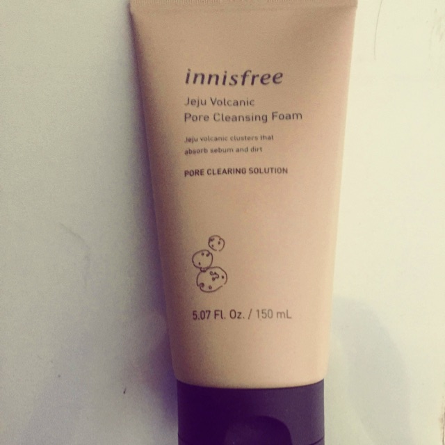 Jeju volcanic pore cleansing Foam
