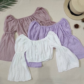 เสื้อครอปปาดไหล่แขนกระดิ่ง แถมผ้าผูกผม