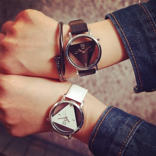 นาฬิกาข้อมือ Unisex สายหนังแฟชั่น Leather Shiny