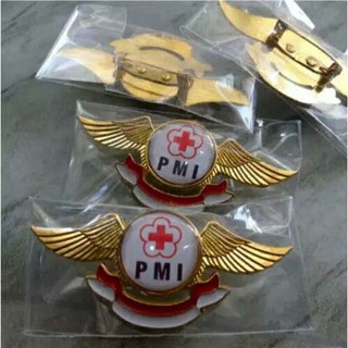 เข็มกลัด PMI รูปปีกไม้กางเขน สีแดง สไตล์อินโดนีเซีย