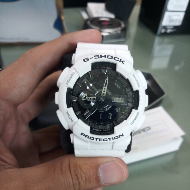 G-SHOCK GA-110CW -7A  สีขาว