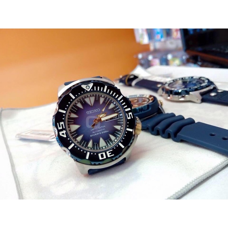 Seiko Monster Power Blue รุ่น SRP455K1ราคา 38,000 บาท