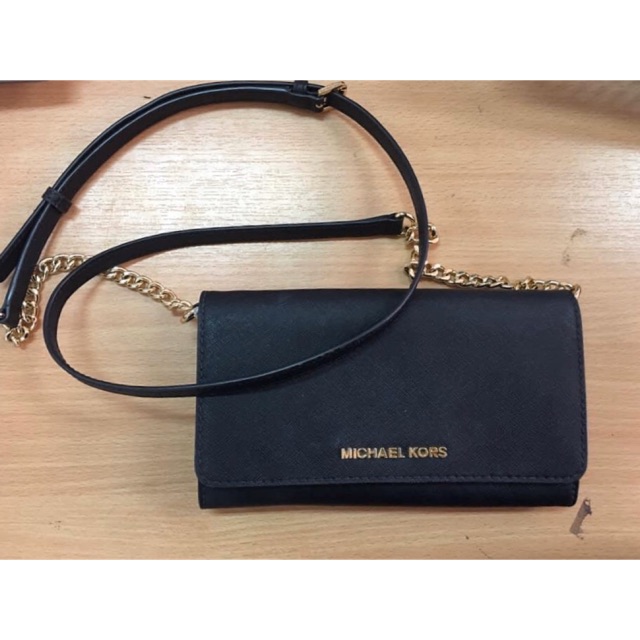 กระเป๋าหนังmk สีดำ มีวายครอสบอดี้