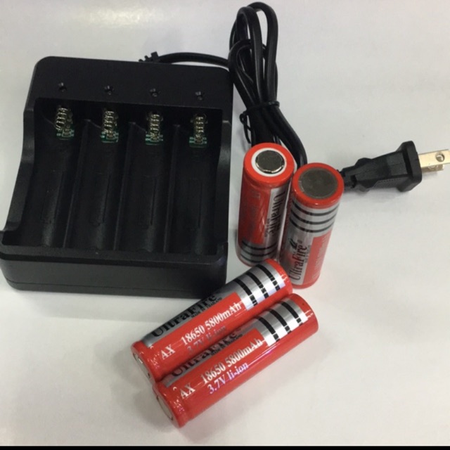 ที่ชาร์จถ่าน18650พร้อมถ่านชาร์จ4ก้อน18650 3.7V5800mAh