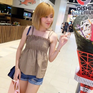 เสื้อสายเดี่ยวแฟชั่น
