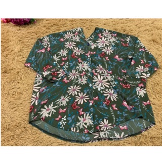 💥Sales💥Green zara shirt สาวอวบ ลายผีเสื้อดอกไม้ อกถึง ฮิตๆงานสวย
