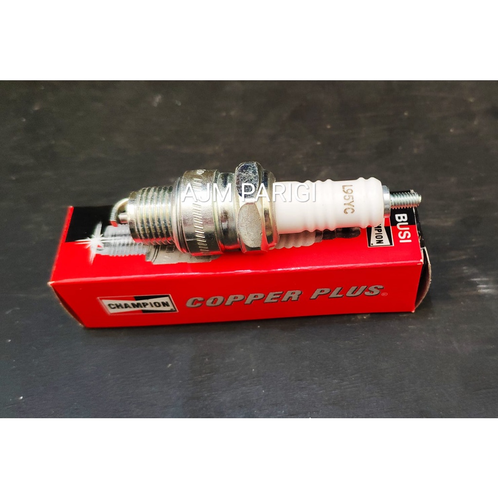 หัวเทียน Type L95YC (Equivalent To BP7HSA NGK) ยี่ห้อ Champion สําหรับรถจักรยานยนต์, FIZR, 2 จังหวะ,