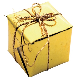ของประดับ ของตกแต่ง ออร์นาเม้นท์ เทศกาลคริสต์มาส    ของขวัญ ของฝาก (5712-01) กล่องของขวัญสีทอง  ขนาด 1.5  นิ้ว