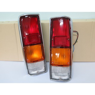 taillight/ rear taillight ไฟทั้งชุด ไฟท้าย Isuzu KB 21/LUV (RH-LH) ปี 1972- 1980  อีซูซุ เคบี 21 3สี 1คู่ 2 ชิ้น