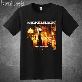 Lint9 [พร้อมส่ง] เสื้อยืดผ้าฝ้าย 100% พิมพ์ลายโลโก้ Nickelback Here Now พลัสไซซ์ พลัสไซซ์ ของขวัญคริสต์มาส สําหรับผู้ชาย