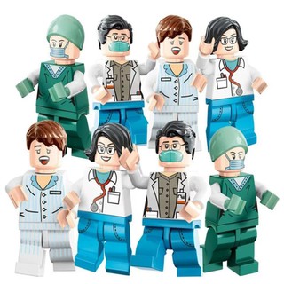 ฟิกเกอร์ชุด​คุณหมอ4ตัว