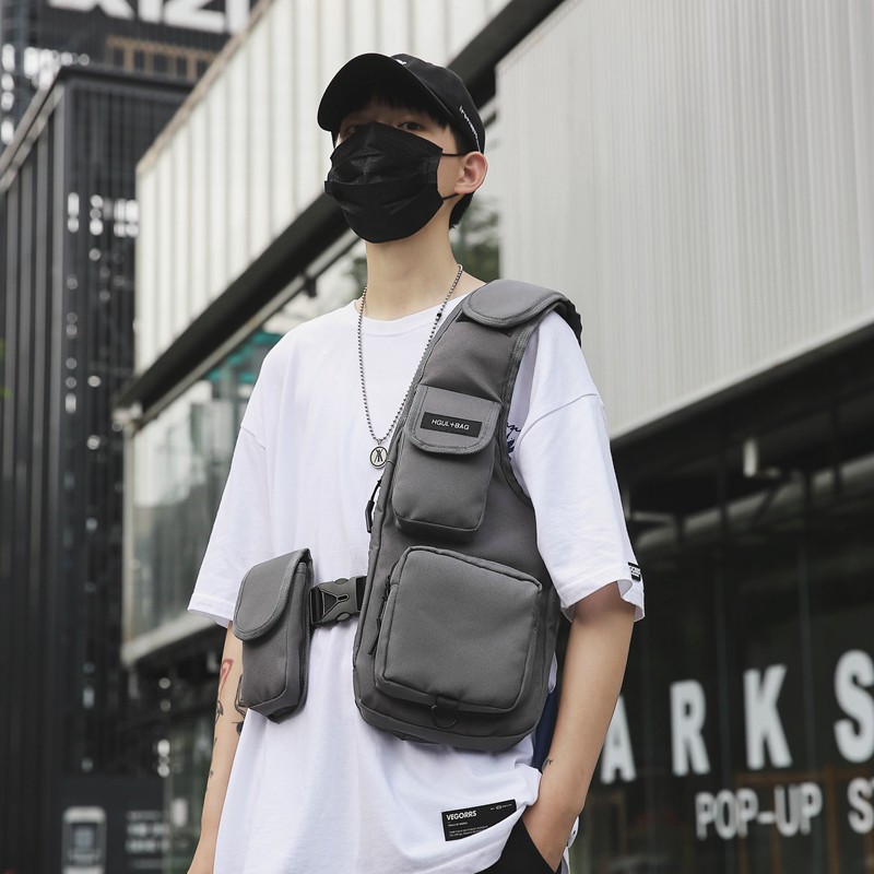 กระเป๋าคาดหน้าอกสไตล์ฮิปฮอป Men Rig Bag กันน้ำ กระเป๋าสะพายข้าง Hip Hop Street Wear Sling Chest Bag