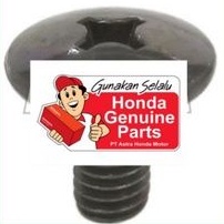 90107-KGH-600 สลักเกลียวฝาครอบตัวเทเบงสั้น charisma supra x 125 revo 110 ori Honda
