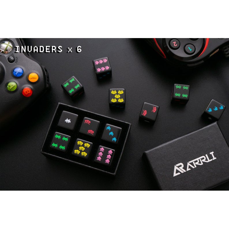 Retro Game Dice D6 Dice Set | Inviders Game Dice | Christmas Gift | Dungeons and Dragons Dice | DnD 