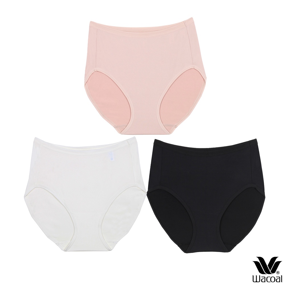 Wacoal Short Panty แพ็ค 3 ชิ้น กางเกงในใส่สบายวาโก้ รูปแบบเต็มตัว รุ่น WU4T34 สีเบจ-ดำ-ครีม